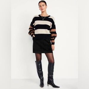 ✨NWT! Old Navy Mini Corduroy Skirt